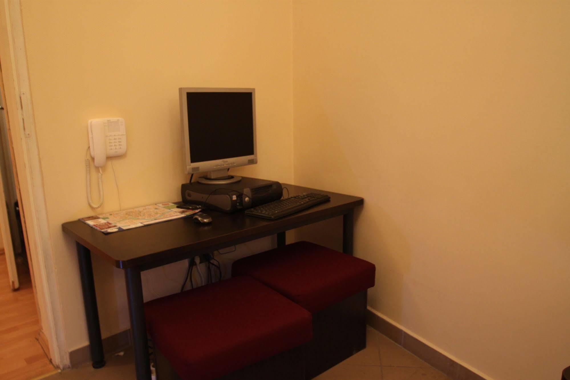 Navigator Apartments Краків Екстер'єр фото